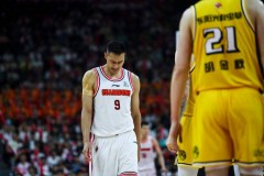 杜锋称易建联已准备好上场 - 赛事资讯分类下的文章配图