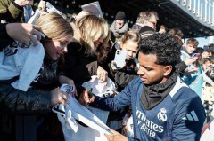 皇马对瓦伦西亚篮球 - 球队对阵分类下的文章配图