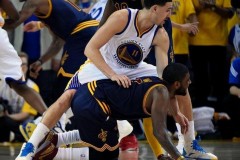 18年骑士乐福受伤 - 赛事资讯分类下的文章配图