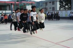 田径运动会2为什么进去是黑色的 - 全球赛事分类下的文章配图