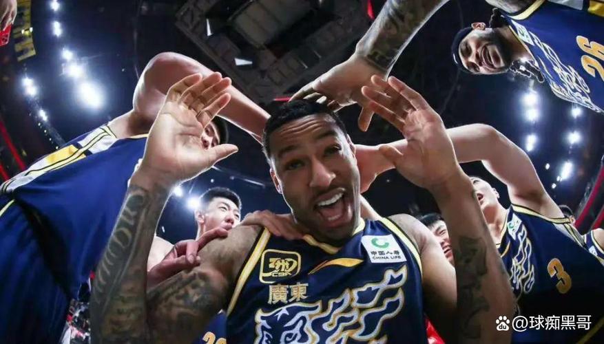 广东男篮和新疆男篮