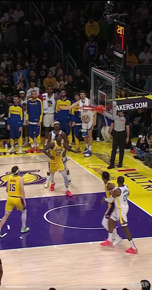 湖人vs勇士比赛录像全场回放