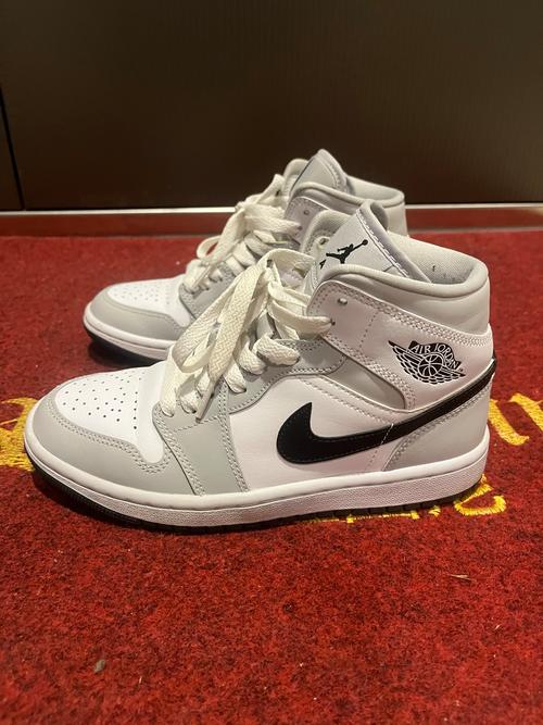 女款篮球鞋排行榜最新