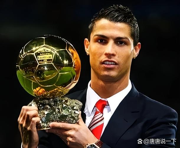 c罗拿了世界杯冠军是不是球王