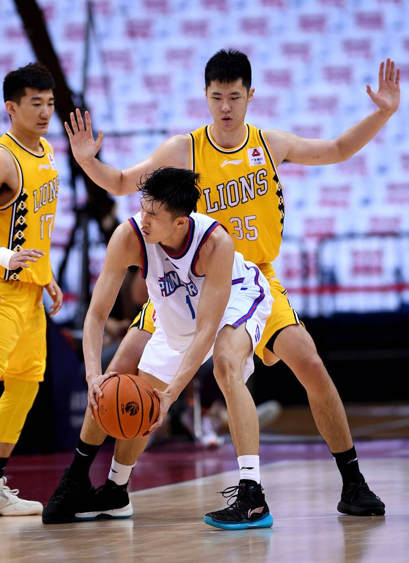 八一男篮球员转会