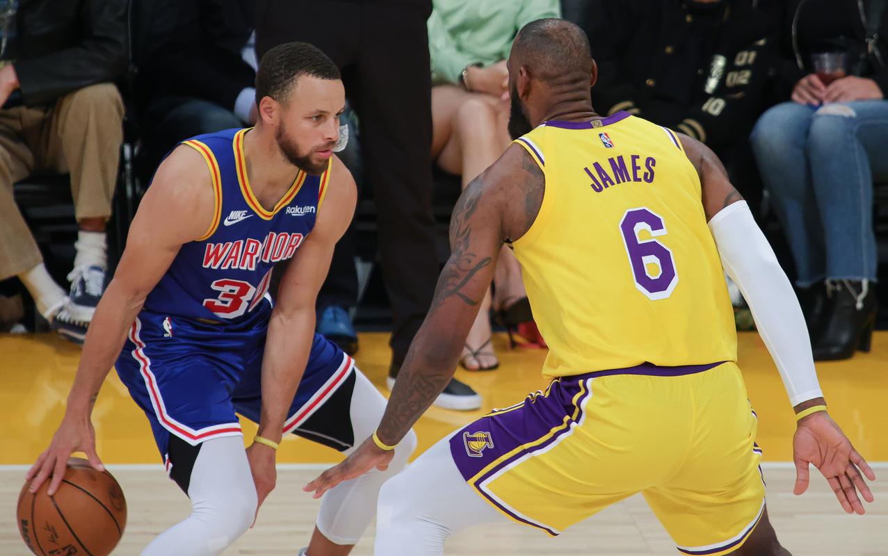 湖人vs勇士2021常规赛比分