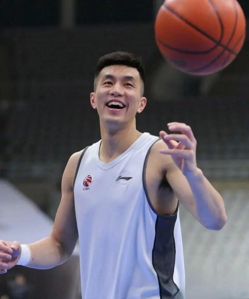 郭艾伦打了几次总决赛