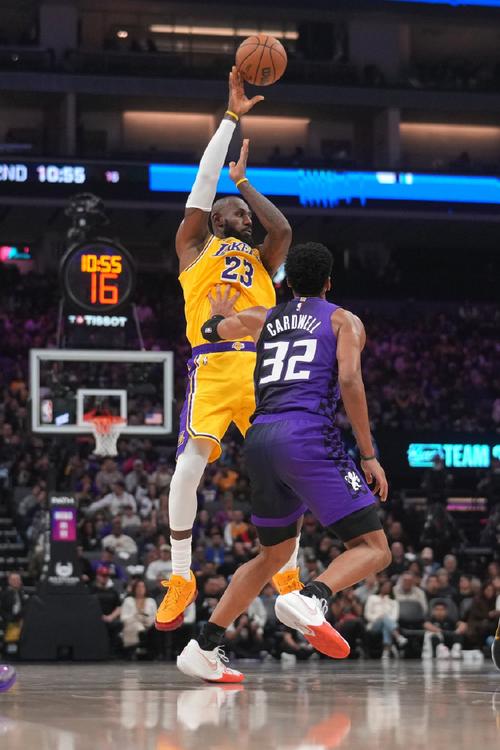 湖人vs国王2021.4.3