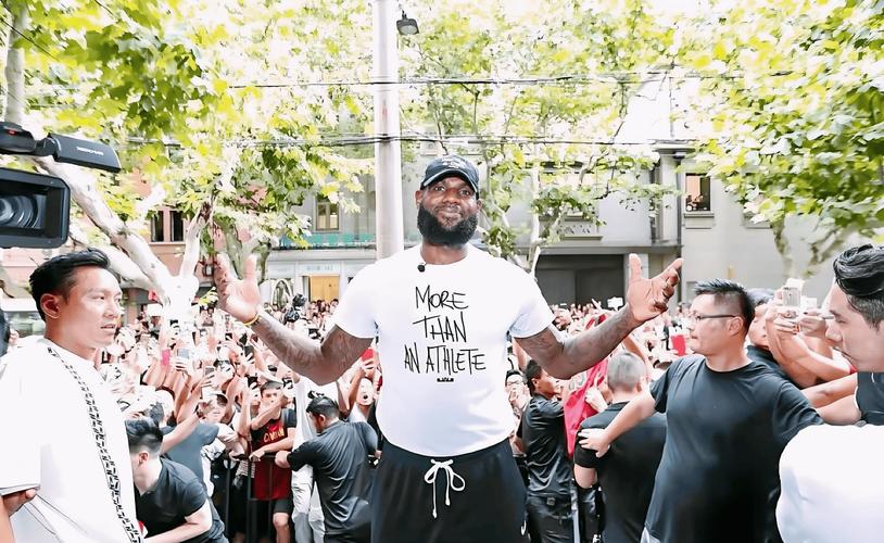 詹姆斯中国行意外