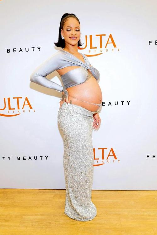 詹姆斯蕾哈娜是什么关系