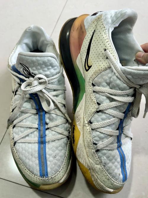 勒布朗17low前掌有气垫吗