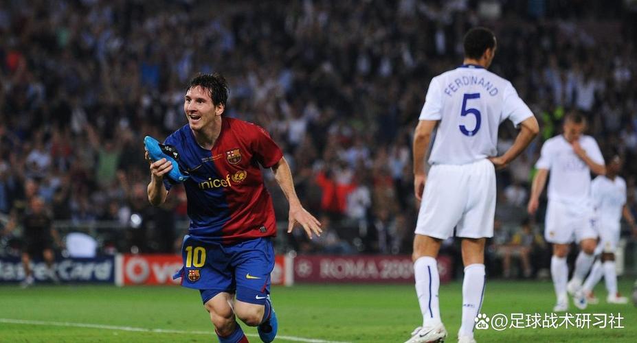 巴萨曼联欧冠决赛梅西头球