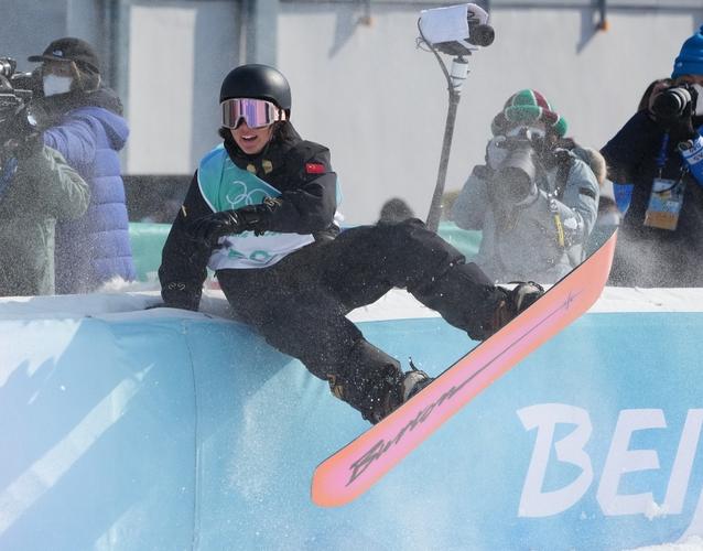 单板滑雪苏一鸣