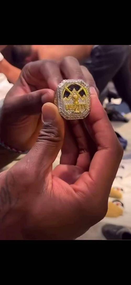 nba总冠军戒指球员拿到的都是一样的吗