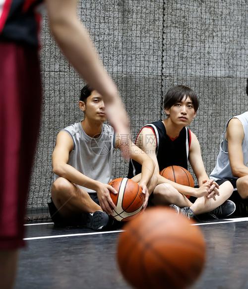 篮球比赛每节之间的休息