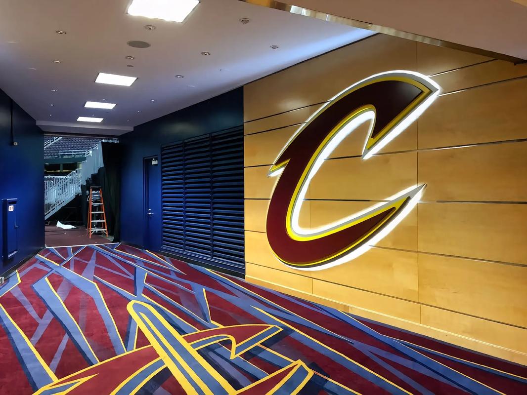 克利夫兰骑士对标