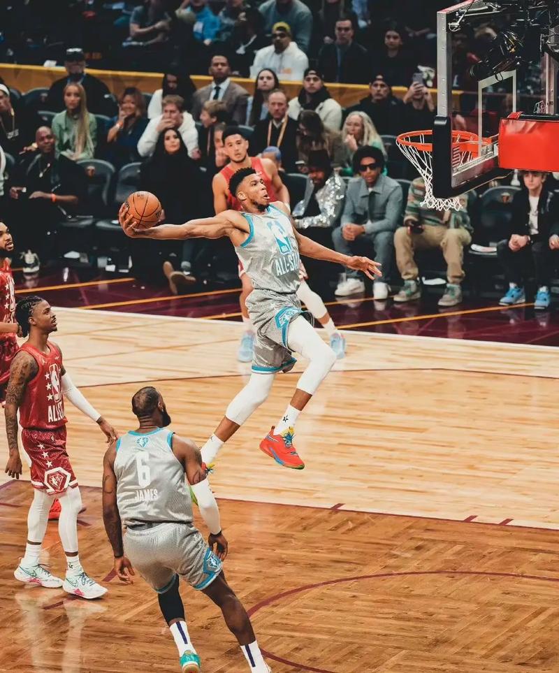 nba全明星十大扣篮