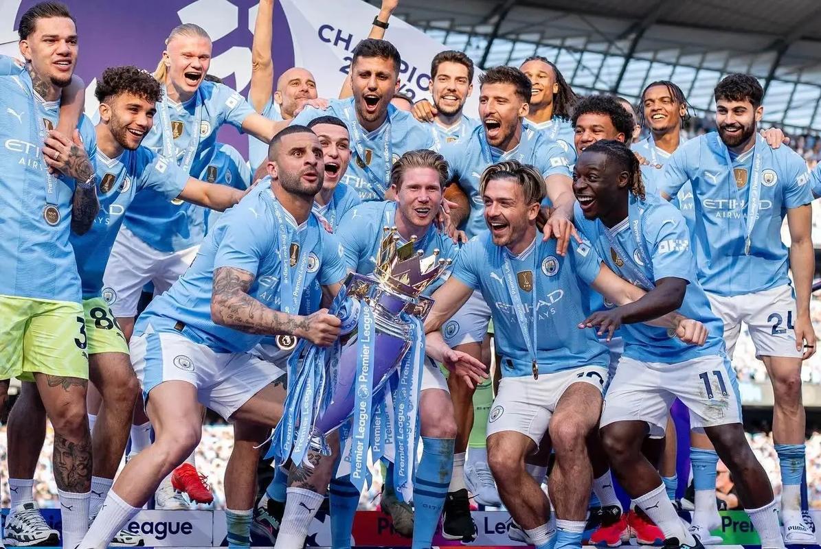 曼城4年3夺英超冠军