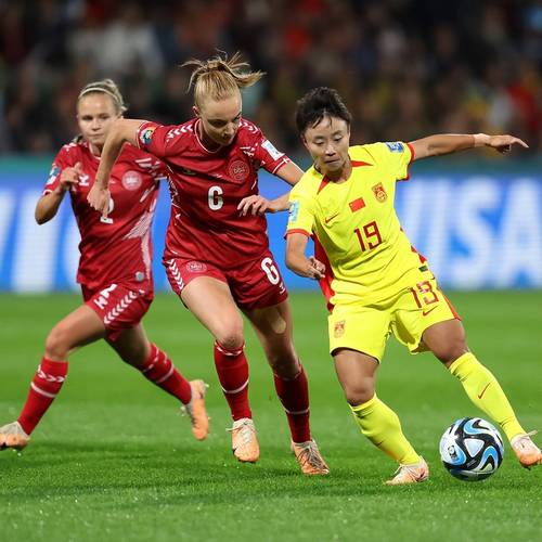 2020年国内足球，逆境中的铿锵玫瑰